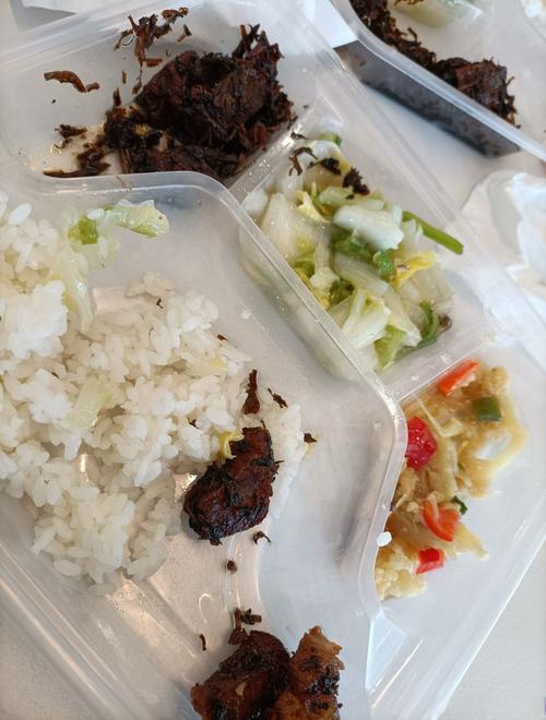 那个客户中餐真的一言难尽